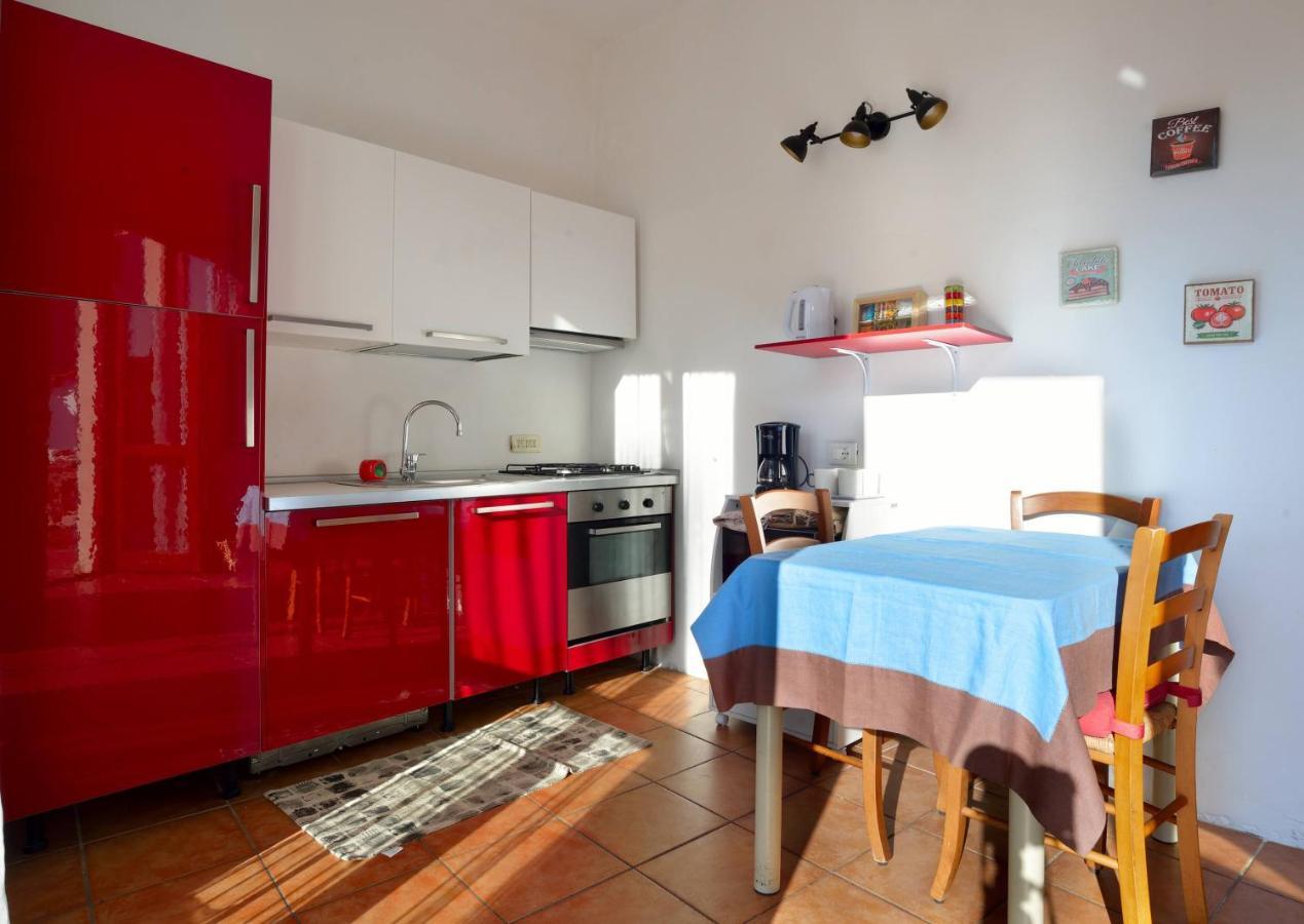 Casa Con Grande Terrazza, Ac, Wifi, Posto Auto E Vicino Al Mare Villa Imperia Exterior photo