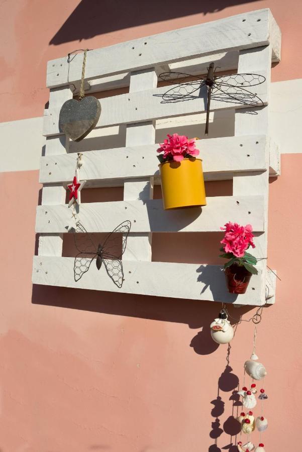 Casa Con Grande Terrazza, Ac, Wifi, Posto Auto E Vicino Al Mare Villa Imperia Exterior photo